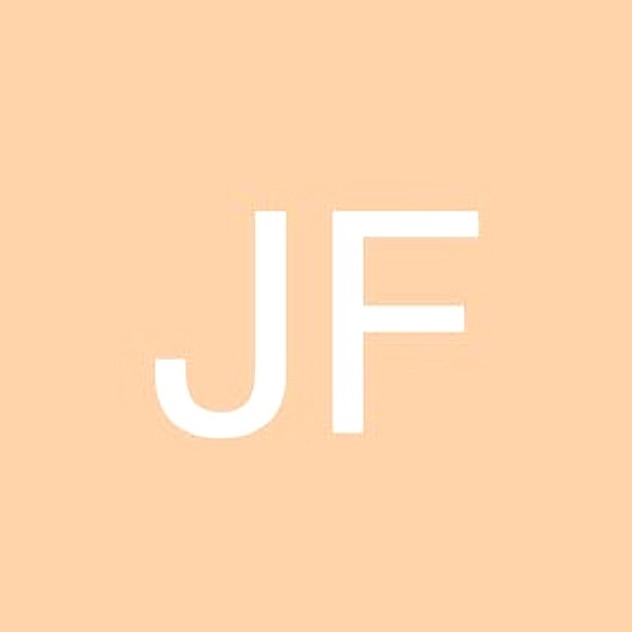 Meet your Posher, Jenna - Picture 1 of 1